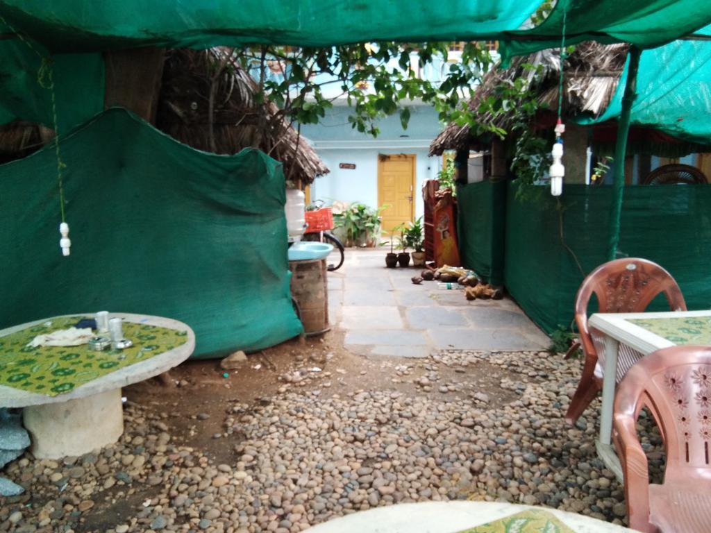 Bobby Guest House Hampi Exterior foto
